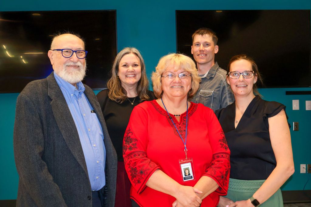 Glen Oaks Recognizes Individuals During Awards Ceremony